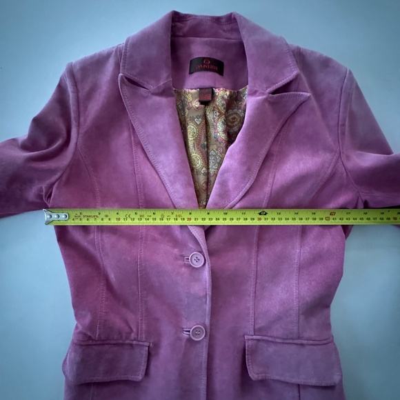 Danier Pink Blazer - Picture 9 of 11